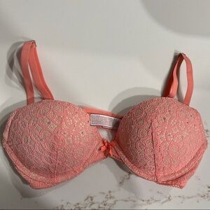 Victoria’s Secret Dream Angels Lace & Rhinestone Push-Up Bra in Coral Pink